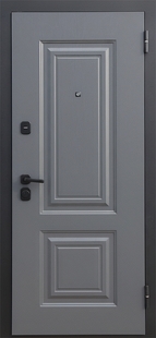 Входная квартирная дверь с серыми фрезерованными плитами МДФ